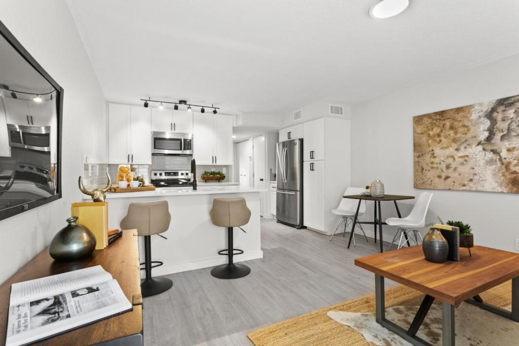 University Serenity Suites Tampa Esterno foto