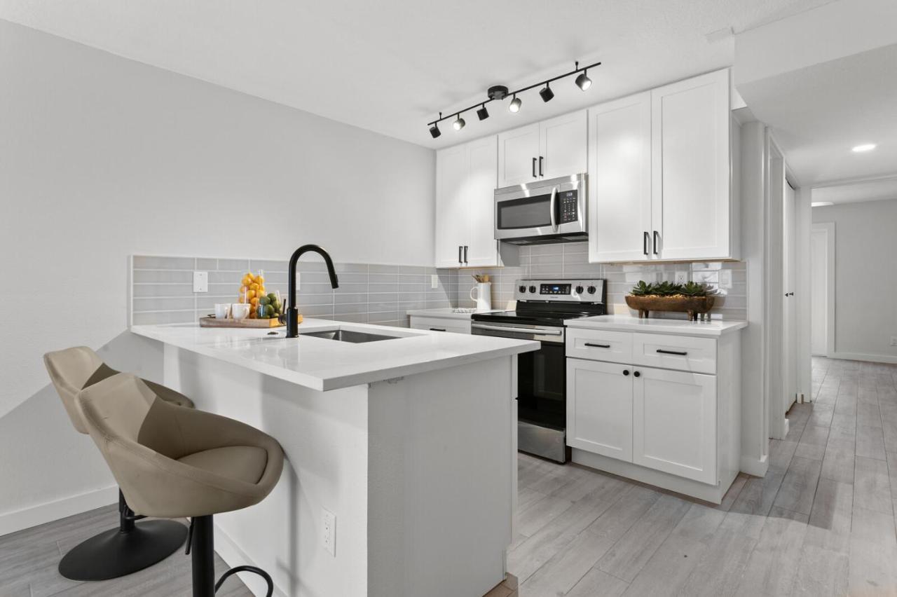 University Serenity Suites Tampa Esterno foto