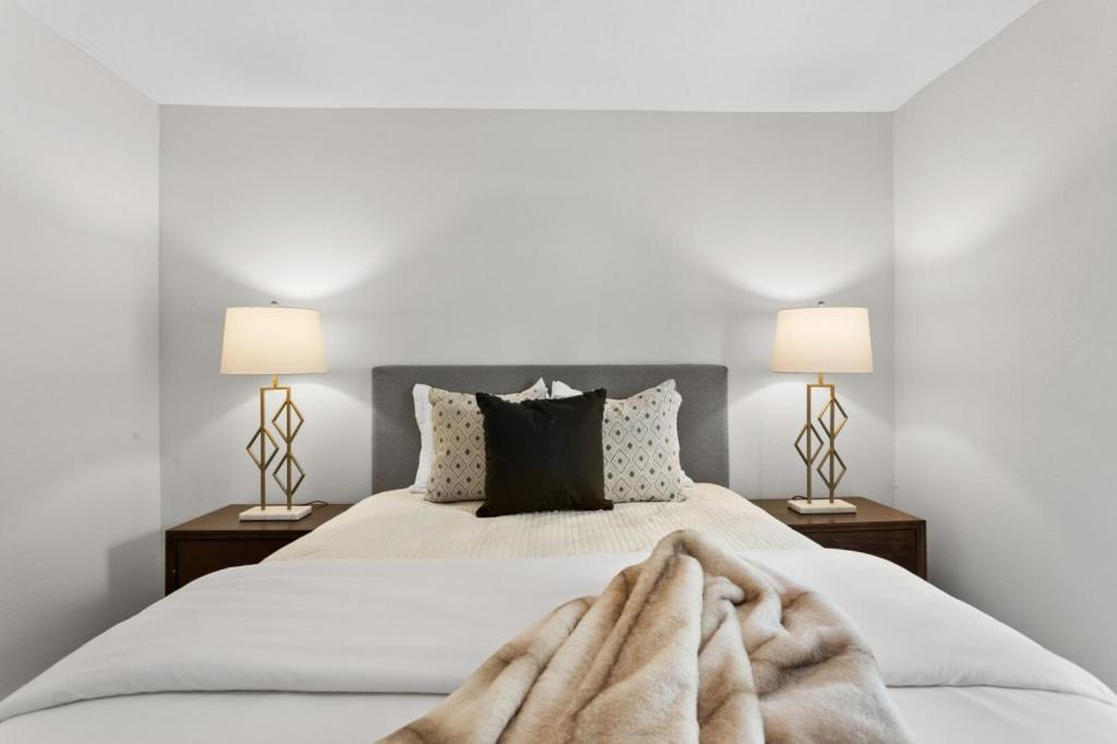 University Serenity Suites Tampa Esterno foto