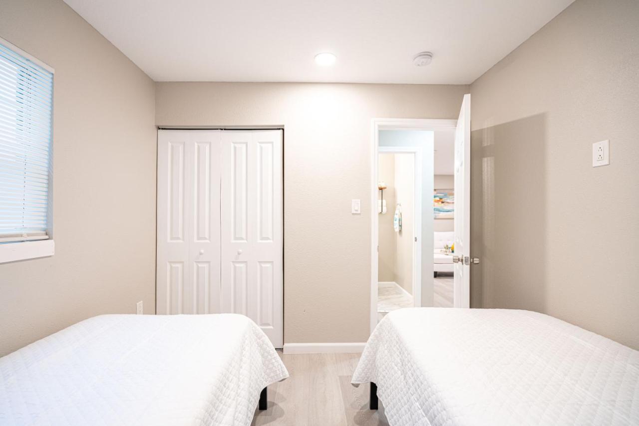 University Serenity Suites Tampa Esterno foto