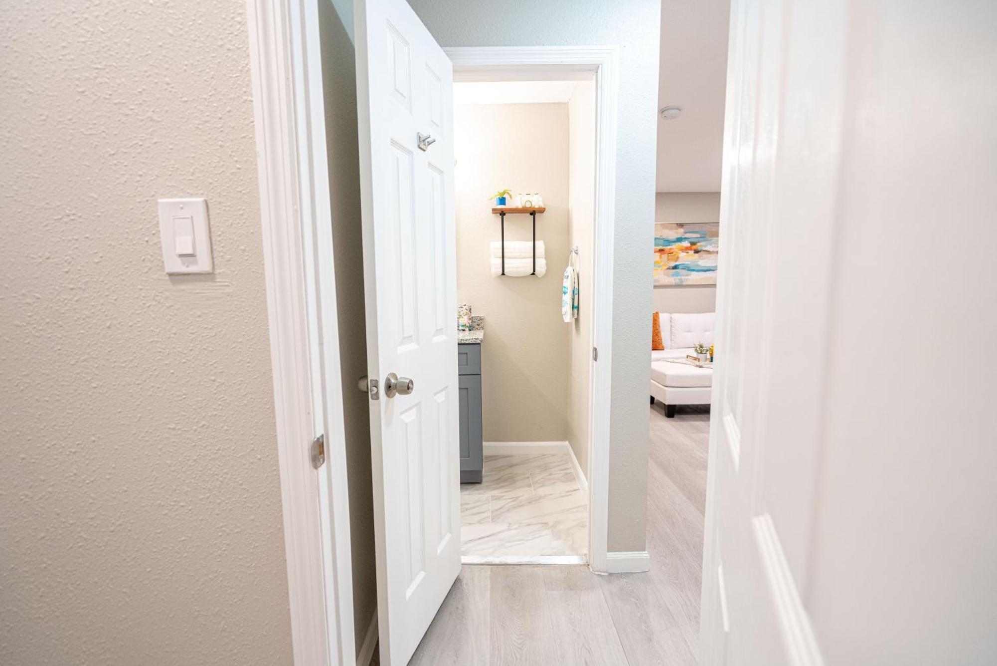 University Serenity Suites Tampa Esterno foto