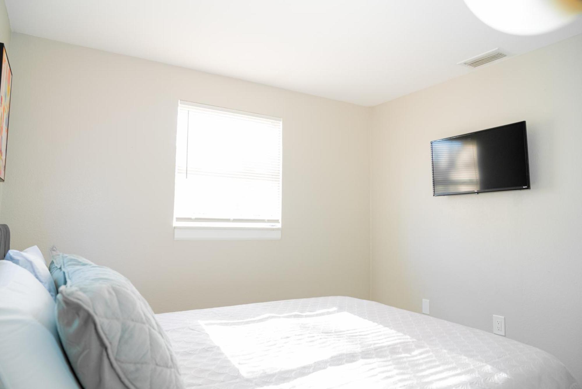 University Serenity Suites Tampa Esterno foto